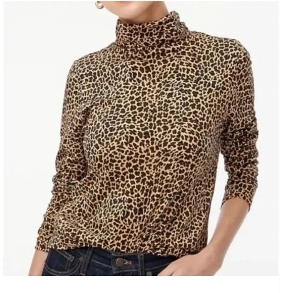 J. CREW Cheetah Print Cotton Turtleneck Long Sleeve Top Size Medium